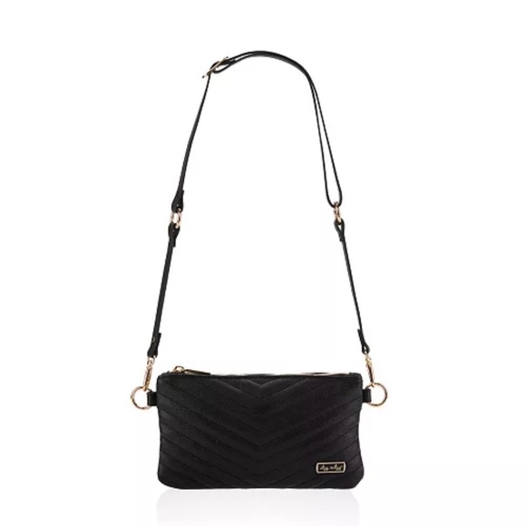 Itzy Ritzy Black Boss Pouch Wallet Wristlet Belt Bag - Picture 4 of 12